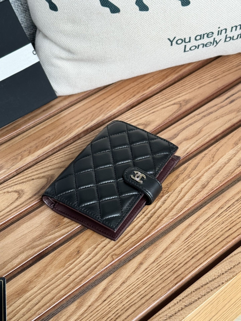 Ch**el wallet purse